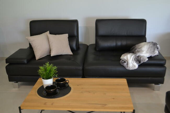 Nowoczesna kanapa Mediolan z Pufą skóra naturalna PRODUCENT