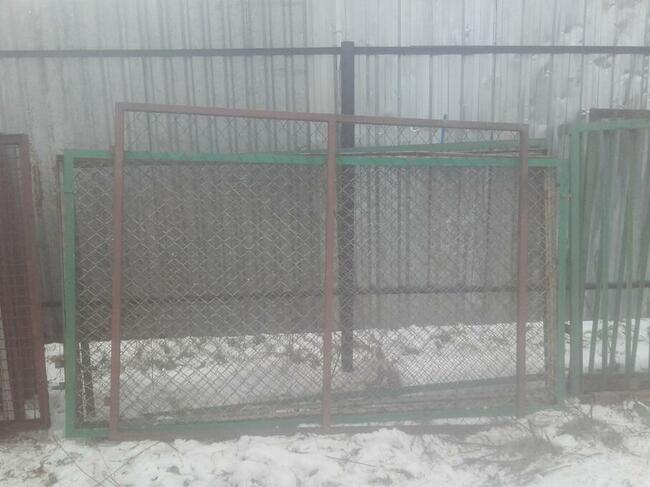 Sprzedam używane ogrodzenia oraz bramy z siatki.