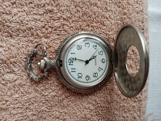 Zabytkowy zegarek kieszonkowy