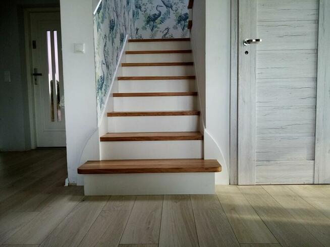 Schody drewniane stolarz