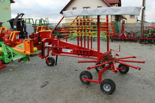 Zgrabiarka zgrabiarki karuzelowa tandem Strumyk