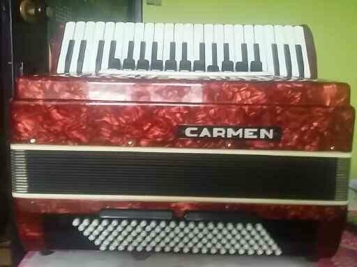 Akordeon Carmen 120 basow