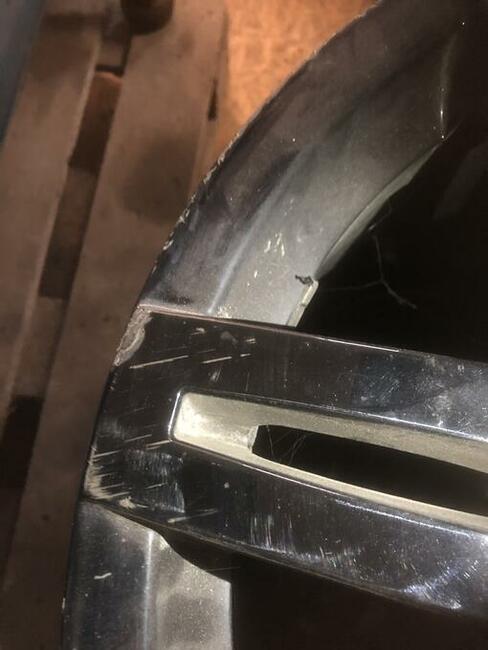 Koła felgi Alu Audi 235/35 ZR 19