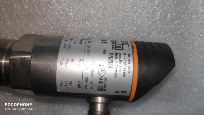 Czujnik ciśnienia z wyświetlaczem PN 2024