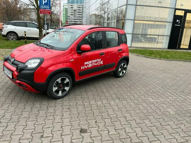 Fiat Panda 1.0 HYBRID RED Cross