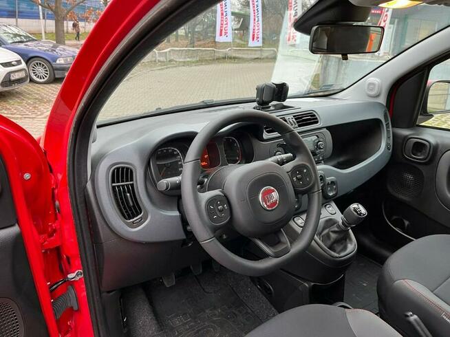 Fiat Panda 1.0 HYBRID RED Cross