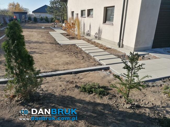 Układanie kostki brukowej, Brukarstwo, Utwardzenie terenu
