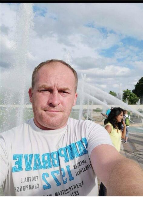 Poznam kogoś na stałe