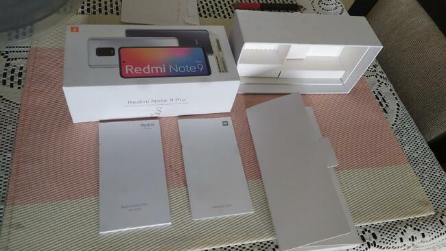 Pudełko po telefonie Redmi Note 9 Pro