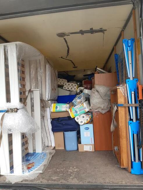 Wywóz starych mebli UTYLIZACJA Opróżnianie mieszkań/domów