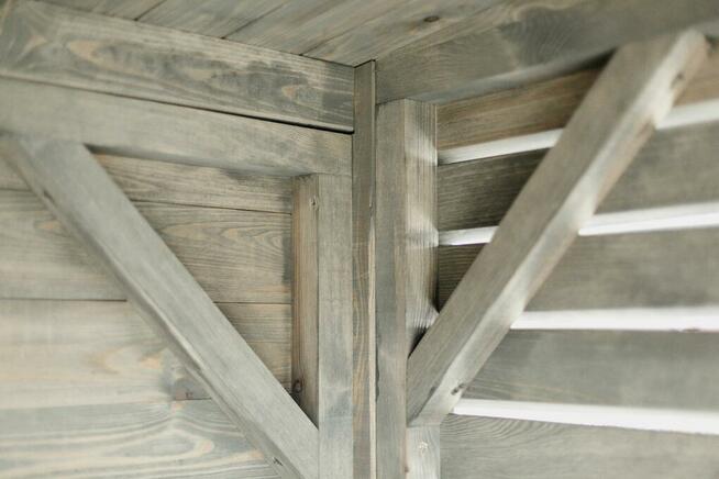 Domek narzędziowy, schowek na narzędzia, elewacja romb