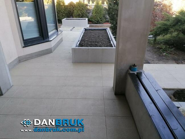 Układanie kostki brukowej, Brukarstwo, Utwardzenie terenu