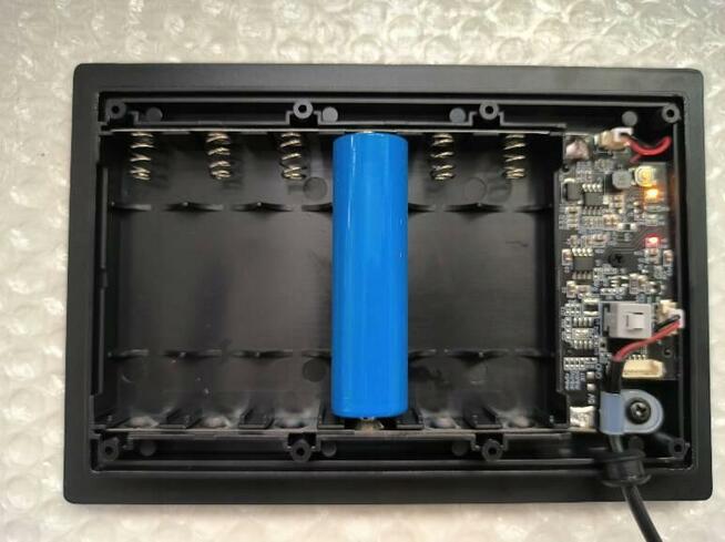 Panel solarny do kamer wifi 4G bez własnego zasilania USB C