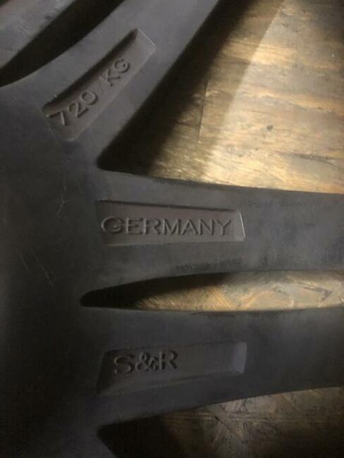 Koła felgi Alu Audi 235/35 ZR 19