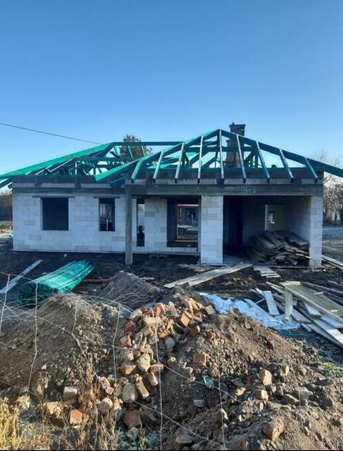 Usługi budowy domów jednorodzinnych.