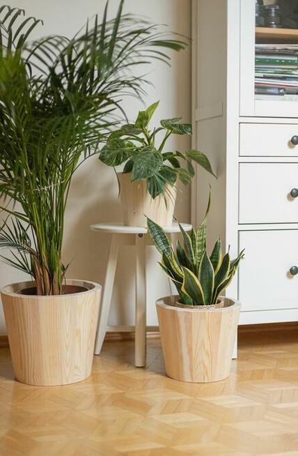 Zestaw donic drewnianych, donice tarasowe, osłonki