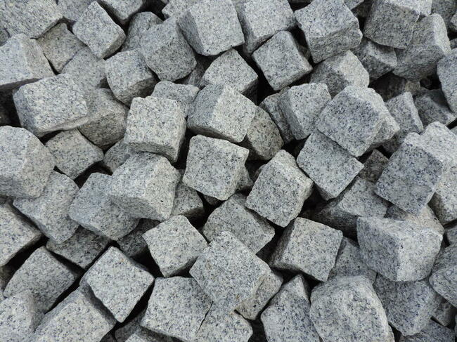 GRYS GRANITOWY SZARY 8-16 mm Dalmatian Sjenit Dalmatyńczyk