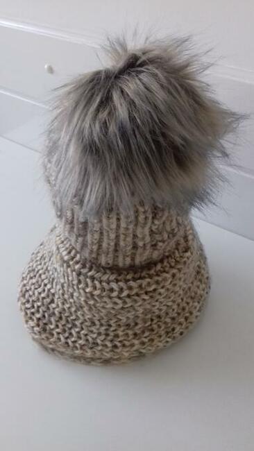 Czapka damska zimowa z kominem, do sprzedania