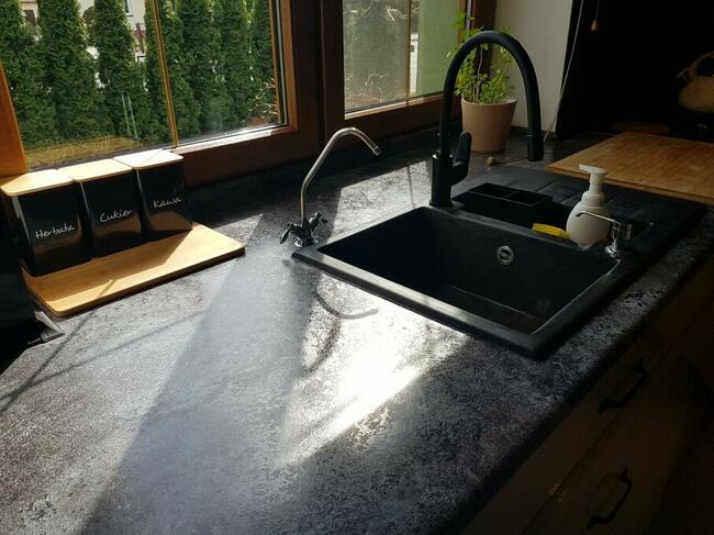 Oklejanie mebli, frontów, szyb i balustrad, odświeżanie