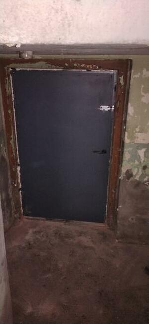 Drzwi metalowe do piwnicy , konstrukcje stalowe