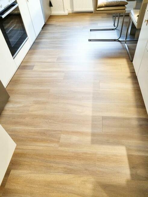 Montaż podłóg: paneli/ deski warstwowej/ deski barlineckiej