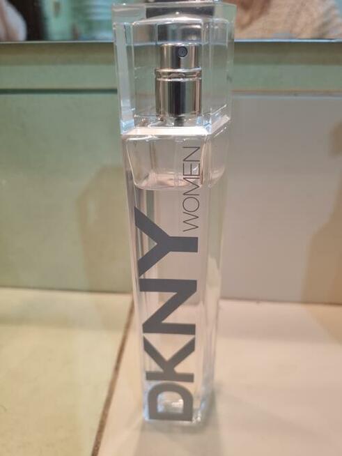 DKNY ENERGIZING
