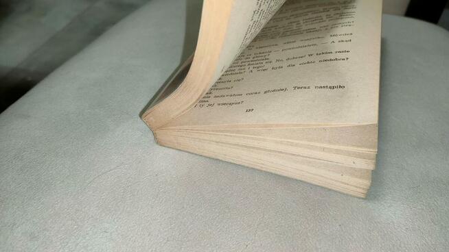 „Legendy ulicy dziewiczej” László Erdös + GRATIS książka