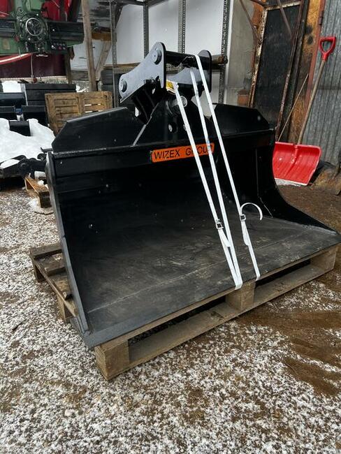 Łyżka skarpowa hydrauliczna SKANDYNAWSKA 130cm 5-8t