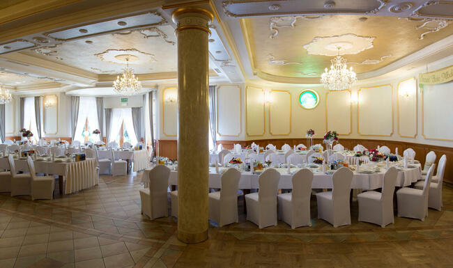 Obiekt do działalności usługowej, hurtowej, Dom Seniora.