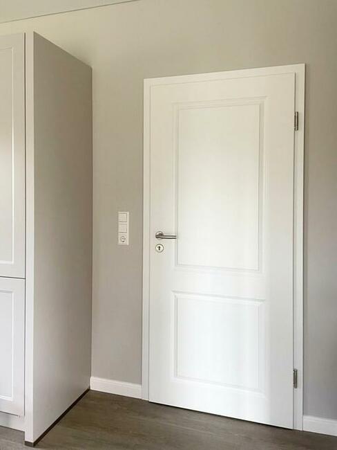 Montaż podłóg: paneli/ deski warstwowej/ deski barlineckiej