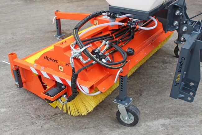 Zamiatarka hydrauliczna z koszem i zraszaniem ZML160 - 180