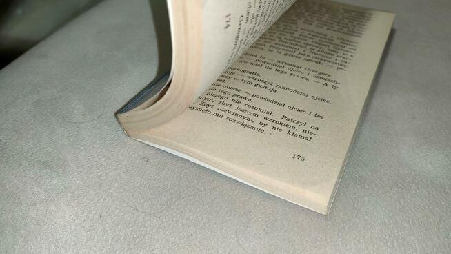 „Sezon na dziewczęta” Lech Borski + GRATIS książka