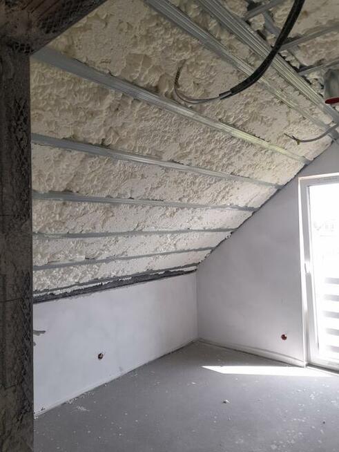 Piana PUR PODDASZE, Izolacje hal, przechowalni, fundamentów