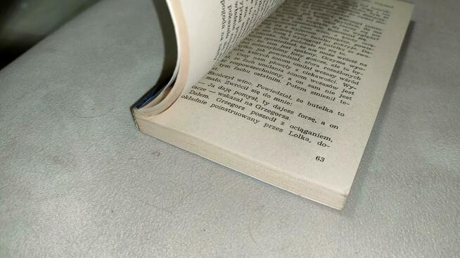 „Sezon na dziewczęta” Lech Borski + GRATIS książka