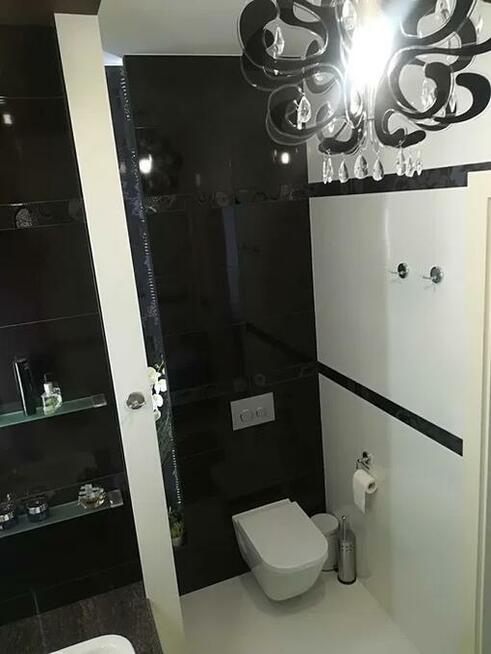 2 pokoje w miasteczku Wilanów z miejscem parkingowym