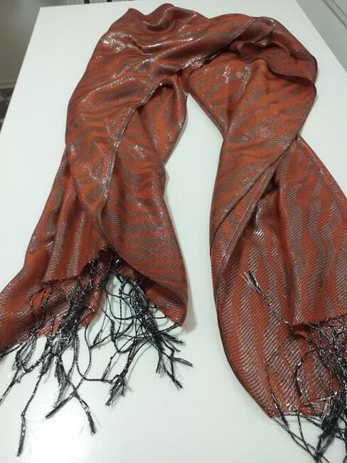 Szal turecki w kolorze cegły, do sprzedania