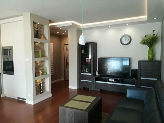 2 pokoje w miasteczku Wilanów z miejscem parkingowym