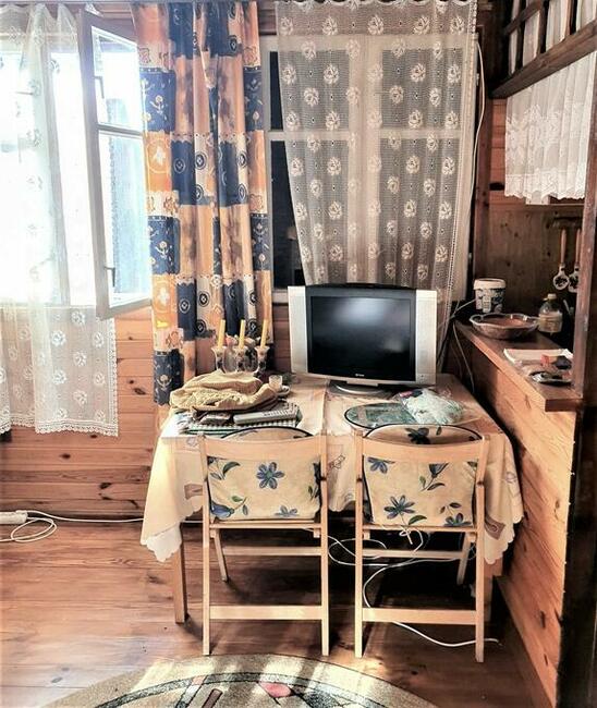 DOM LETNISKOWY NAD JEZIOREM