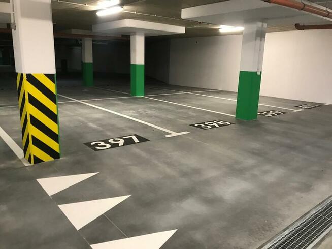 Malowanie oznakowania poziomego, hal, parkingów Konin