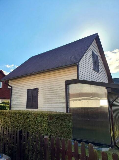 DOM LETNISKOWY NAD JEZIOREM