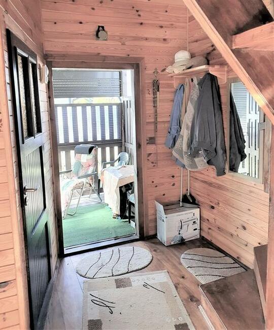 DOM LETNISKOWY NAD JEZIOREM