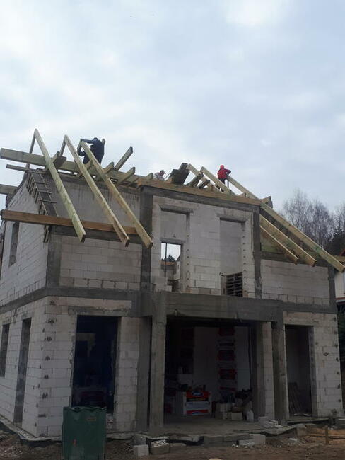 Elewacje, budwa domów , remonty, szpachlowanie, malowanie.