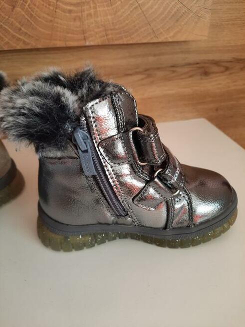 Buty dla dziewczynki