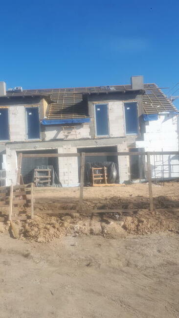 Elewacje, budwa domów , remonty, szpachlowanie, malowanie.