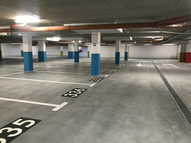Oznakowanie poziome, pasów, hal, magazynów, parkingu Poznań