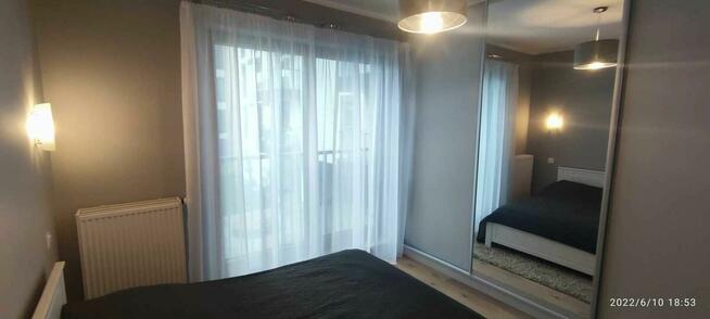 Nowe 3 pok. + dwa miejsca garażowe, opłaty w cenie najmu