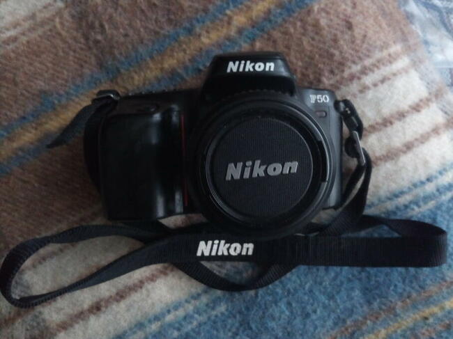 Analogowy Aparat Nikon F50 D