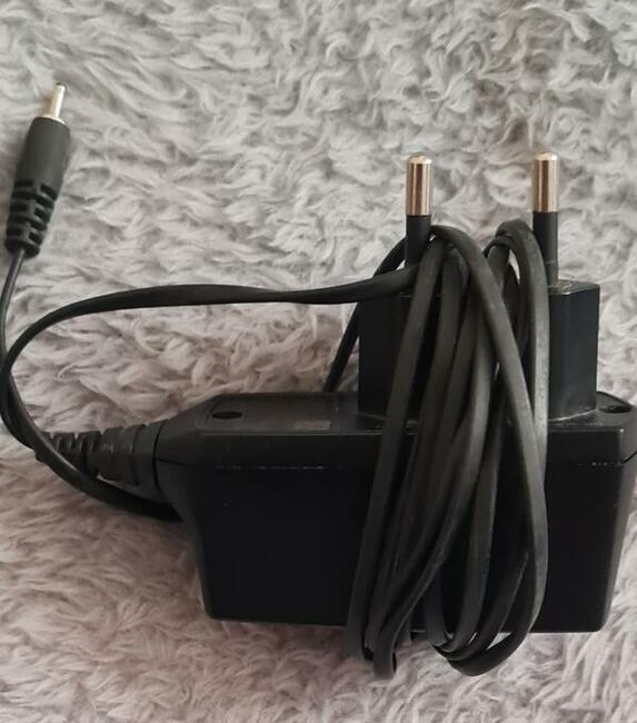 Sprzedam ładowarkę do telefonow Nokia