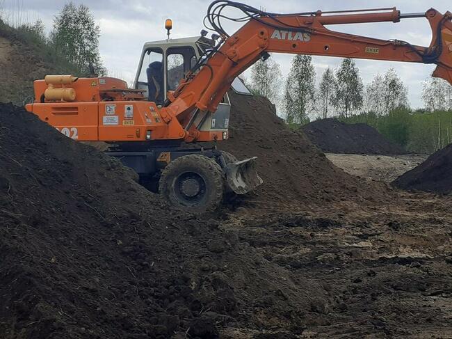 czarnoziem Olsztyn czarna ziemia sprzedaż transport ziemi