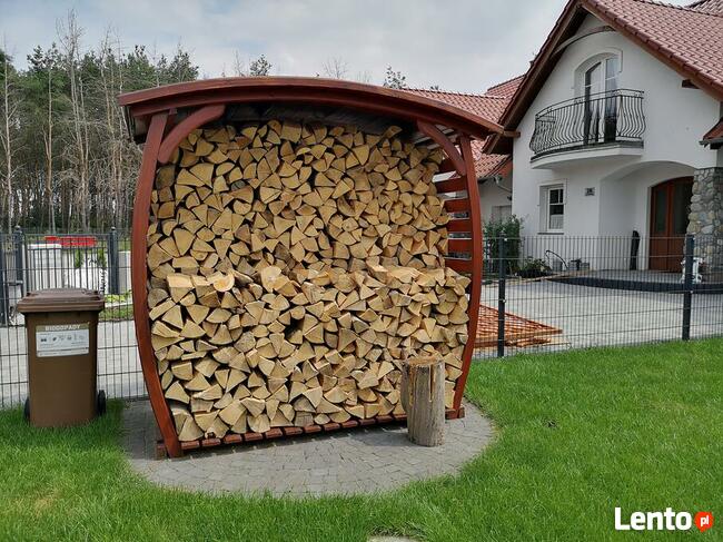 Drewutnia na drewno kominkowe BECZKA